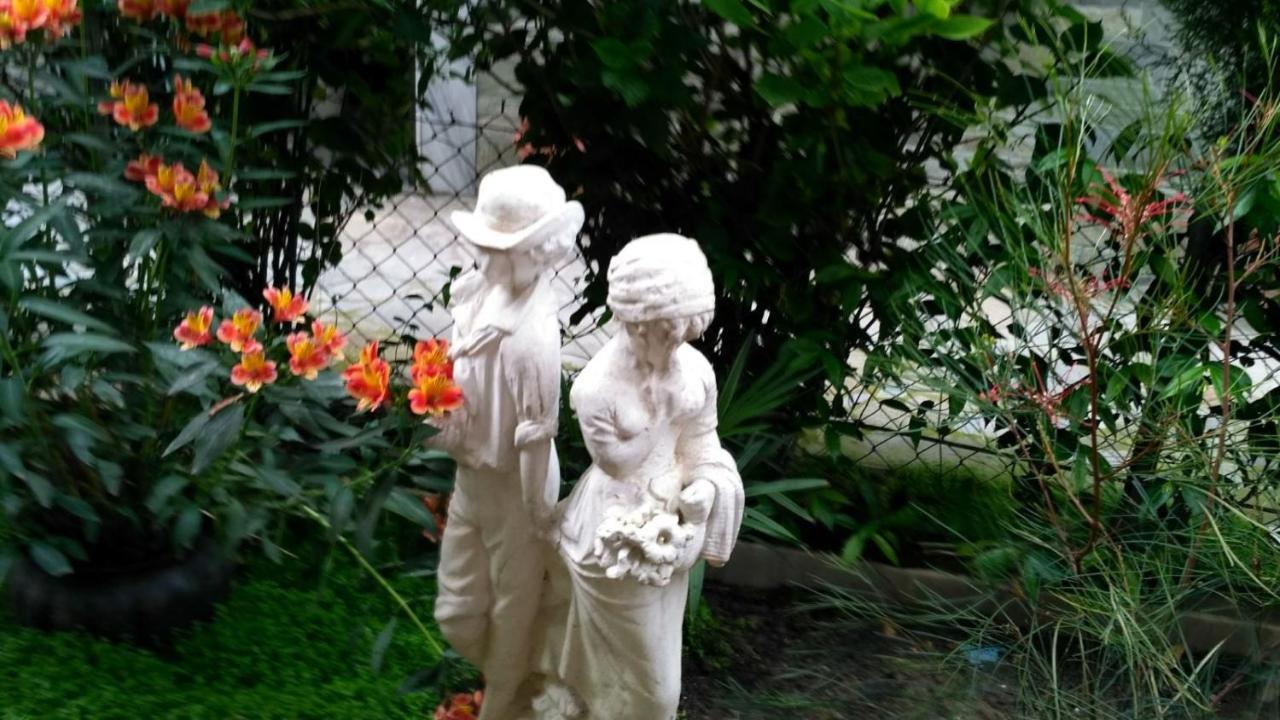 Kronos Olympiakí Aktí Dış mekan fotoğraf
